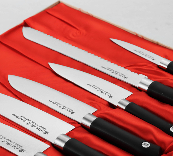 Satake Sword Smith Zestaw 6 Noży w Drewnianym Pudełku