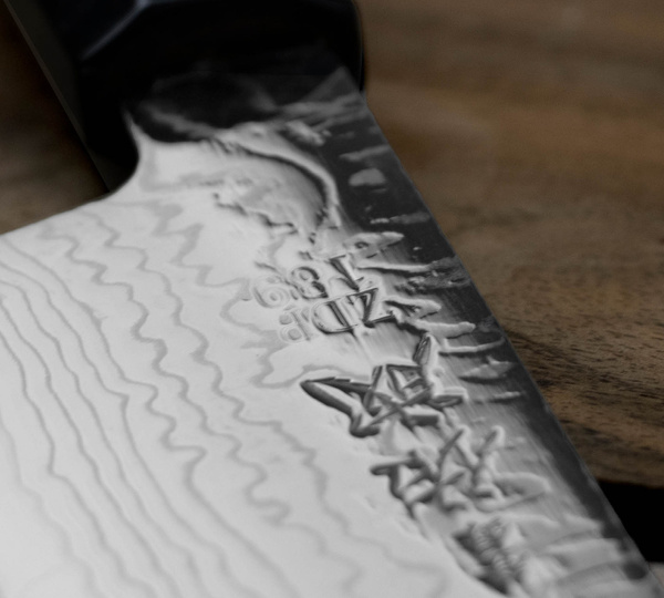 Sukenari ZDP-189 Damascus Nóż Santoku 18,5 cm