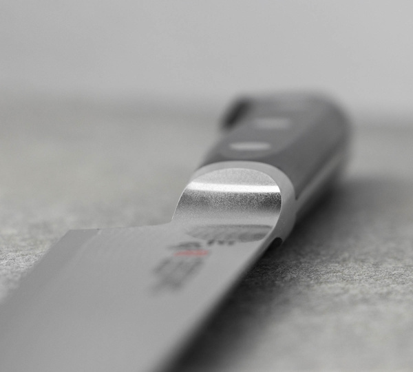 Mcusta Zanmai Classic Damacus VG-10 Nóż uniwersalny 15 cm