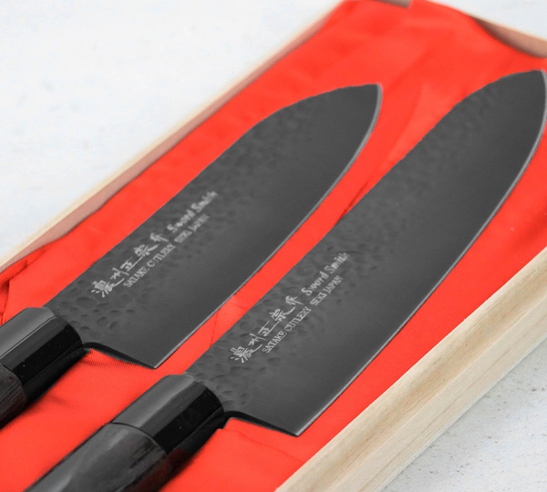 Satake Tsuhime Black Zestaw w drewnianym pudełku Nóż Szefa + Santoku