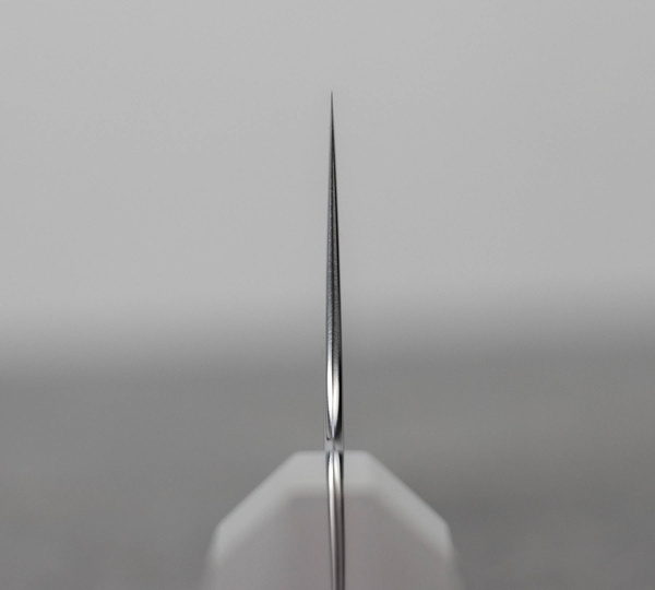 Mcusta Zanmai Ultimate Aranami VG-10 Nóż Santoku 18 cm