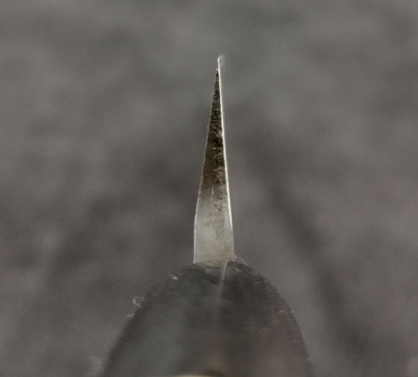 Tojiro Aogami Slanted Pro Nóż Yanagiba 27 cm