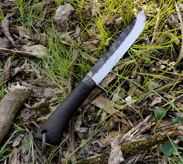 Ikeuchi En Kuro Nóż Outdoor 18 cm