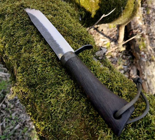 Ikeuchi En Kuro Nóż Outdoor 18 cm