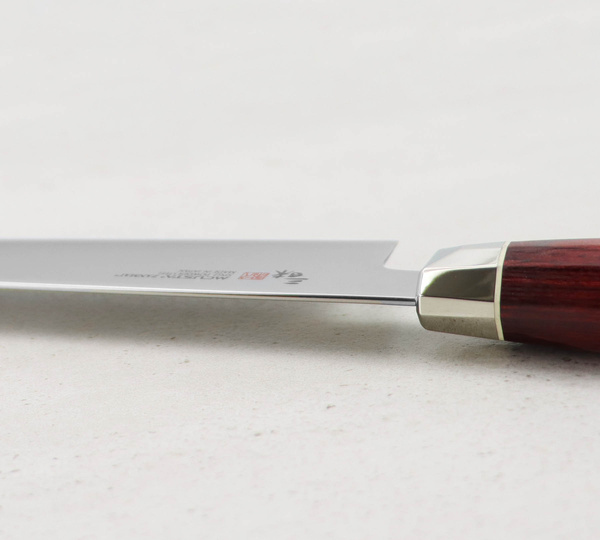 Mcusta Zanmai Red Revolution SPG2 Nóż Szefa kuchni 21 cm