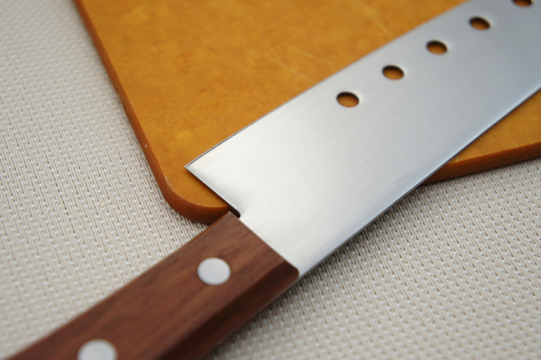 Satake Tomoko 420J2 Nóż szefa kuchni Air Holes 18cm