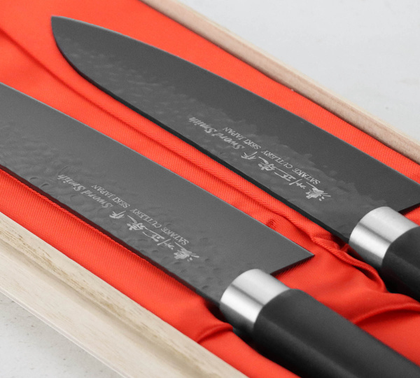Satake Sword Smith Black Zestaw w drewnianym pudełku Nóż Szefa + Santoku