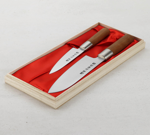 Satake Masamune Zestaw w Drewnianym Pudełku Nóż Santoku + Uniwersalny