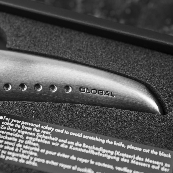 Nóż do pieczywa 17 cm | Global SAI-M04