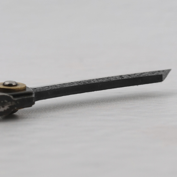 Nóż kieszonkowy Higonokami Kanekoma Hammered Black Aogami#2 8 cm