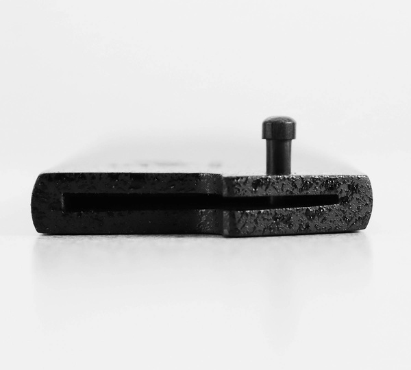 Mcusta Saya Black na nóż Kiritsuke 23 cm