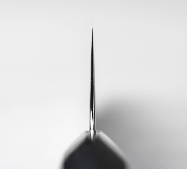 Mcusta Zanmai Revolution SPG2 Nóż Santoku 18 cm