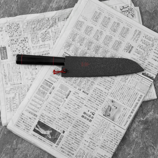 Seki Kanetsune Namishibuki SG-2 Nóż Santoku 18 cm + Saya