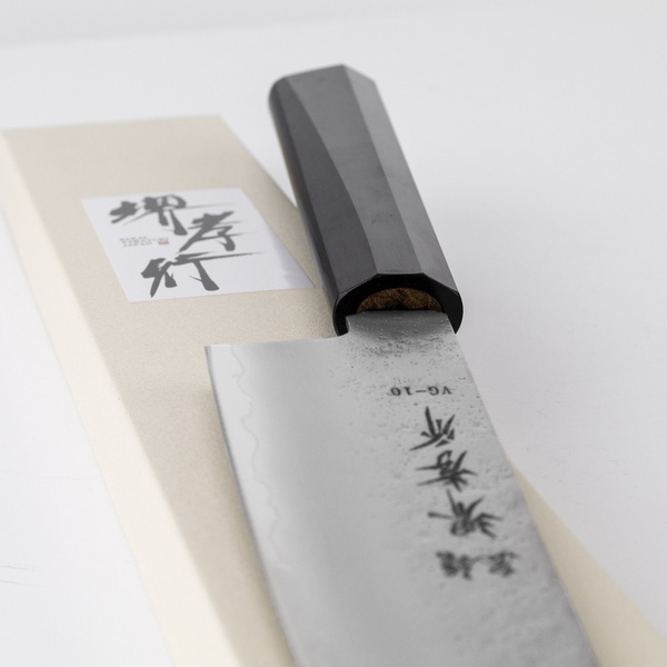 Sakai Takayuki VG-10 Nashiji Nóż Santoku 17 cm