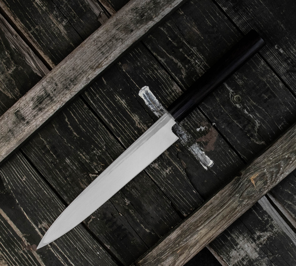 Hideo Kitaoka Shirogami Satin Damascus Nóż Yanagiba 21 cm