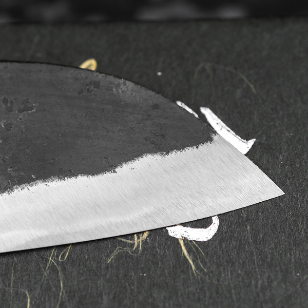 Hatsukokoro Kurokuma Aogami#2/Iron Kurouchi Nóż Santoku 16,5 cm