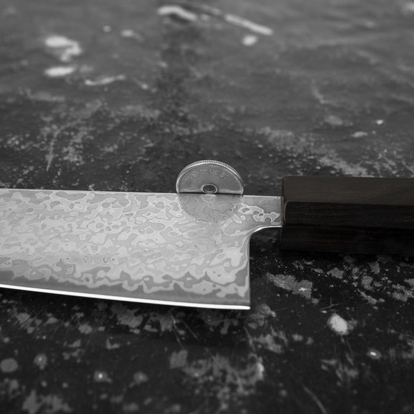 Hatsukokoro Hikari Kurozame SLD Damascus Nóż Santoku 17 cm