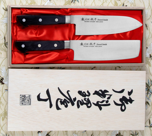 Satake Katsu Zestaw w Drewnianym Pudełku Nóż Santoku + Nakiri