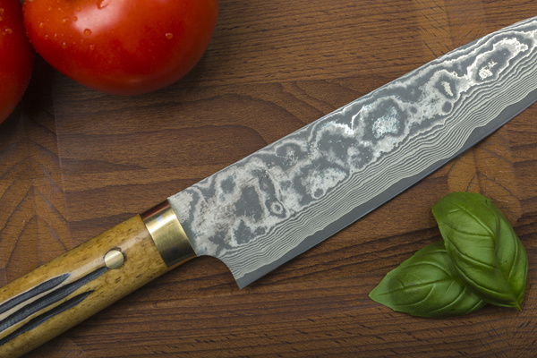 Takeshi Saji YBB Nóż Santoku 18 cm VG-10