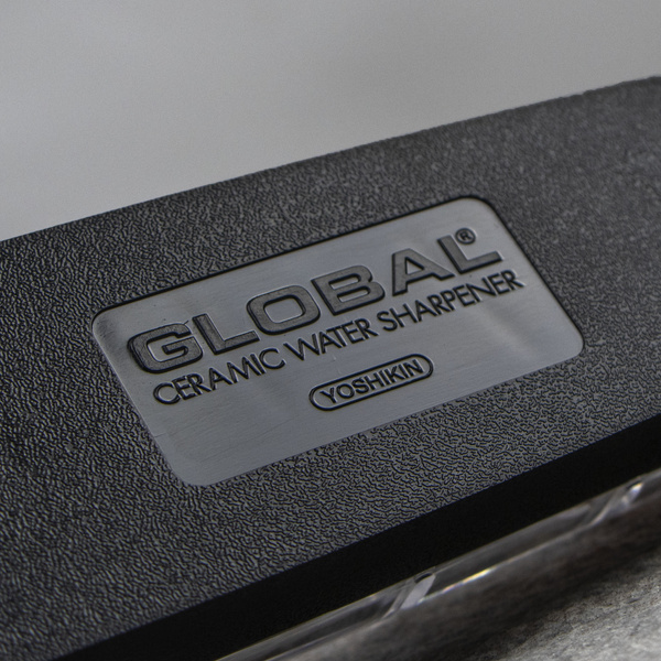 Global 3 fazowa ceramiczna ostrzałka do noży wodna stalowo-czarna