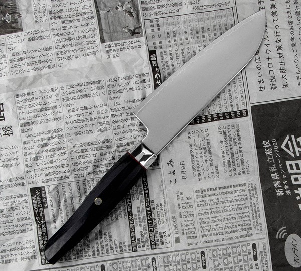 Mcusta Zanmai Revolution SPG2 Nóż Santoku 15 cm