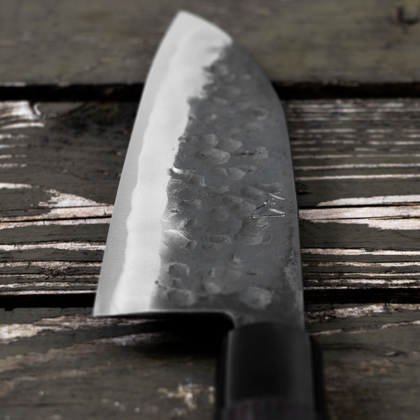 Motokyuuichi Shirogami#2 Hammered Nóż Santoku 16,5 cm