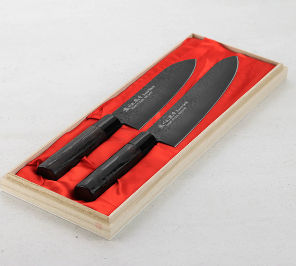 Satake Tsuhime Black Zestaw w drewnianym pudełku Nóż Szefa + Santoku