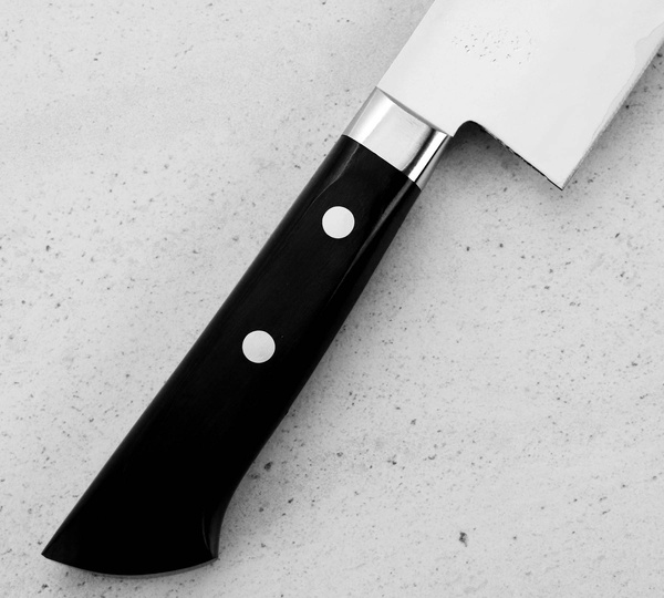 Satake Unique AUS-8 Nóż Santoku 17cm