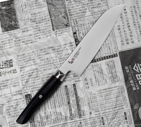 Mcusta Zanmai Revolution SPG2 Nóż Santoku 18 cm