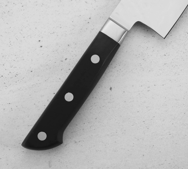 Satake Noushu Nóż Santoku 17 cm w drewnianym pudełku