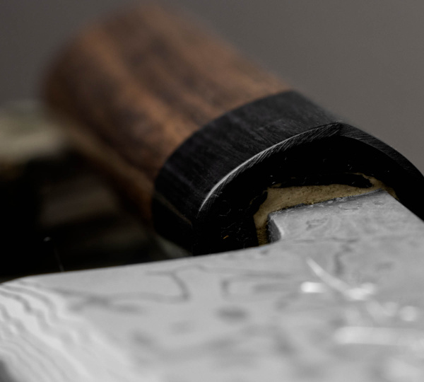 Hideo Kitaoka Nóż Shirogami Satin Deba 18 cm