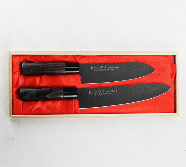 Satake Tsuhime Black Zestaw w drewnianym pudełku Nóż Szefa + Santoku