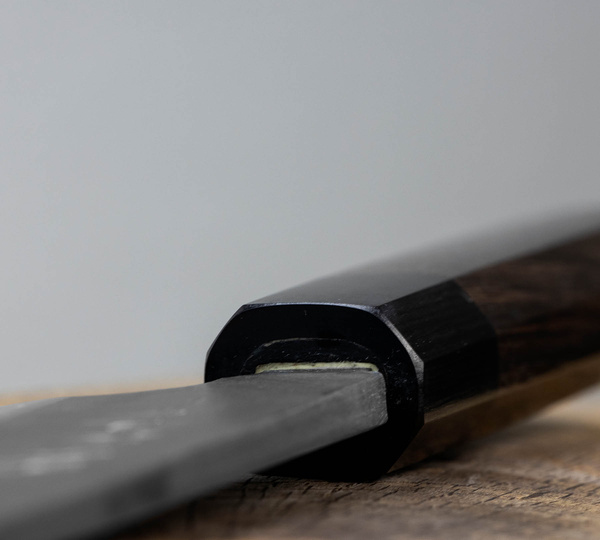Hideo Kitaoka Shirogami Black Oktagon Nóż Funayuki 18 cm