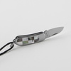 Moki AUS-6 Check Nożyk na rzemyku 2,8 cm